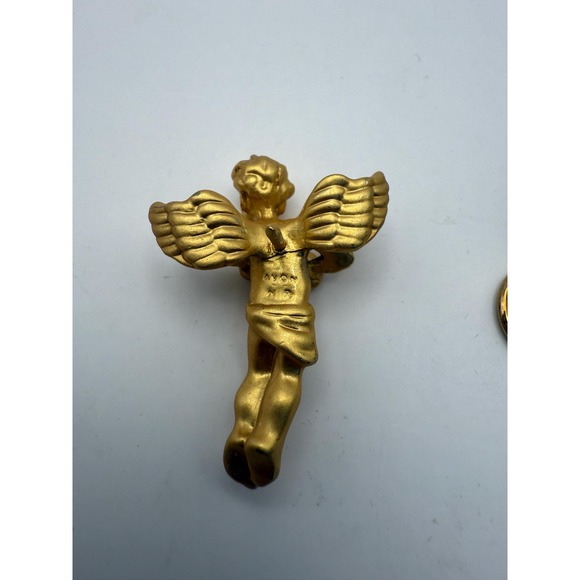Vintage Avon Shamrock Angel Pin 2005 – Irish Themed Collectible Brooch - Picture 2 of 10